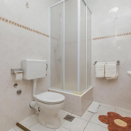 Apartman By The Sea Podgora, Makarska - 12326 Podgora (Split-Dalmatia)